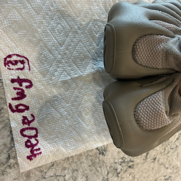 Yeezy 450 size 12 Stone Flax - Picture 7 of 7